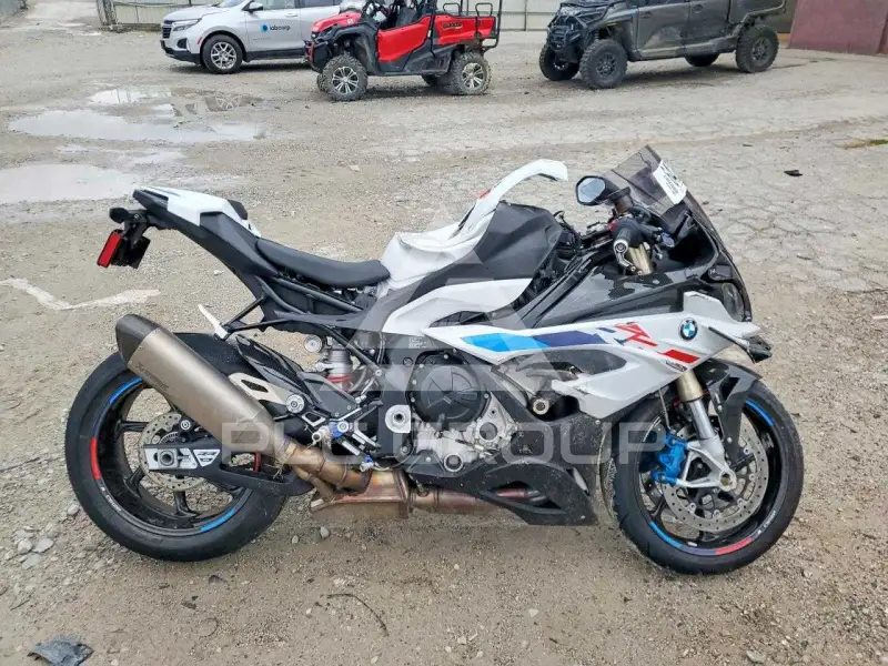 2023 BMW S1000 фото