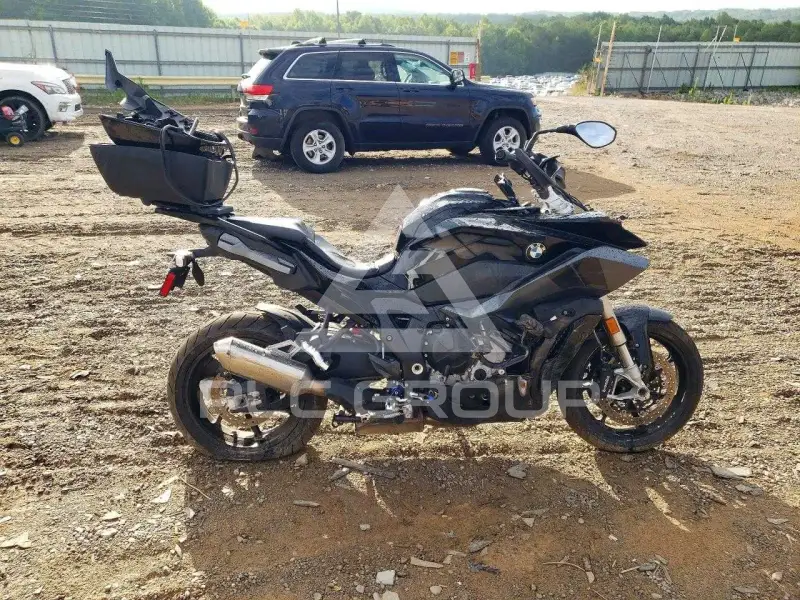 2023 BMW S1000 фото