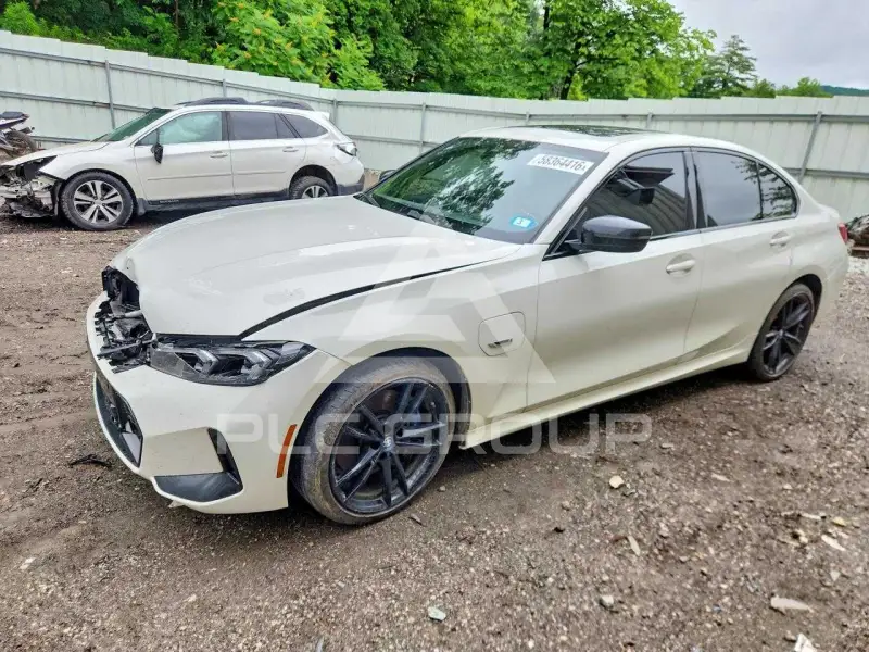 2023 BMW 330 фото