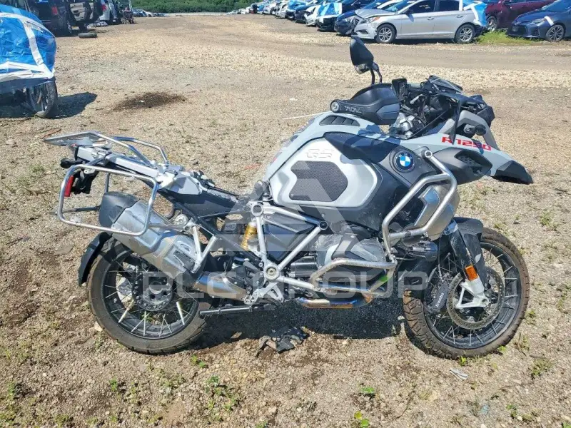 2023 BMW R1250 фото