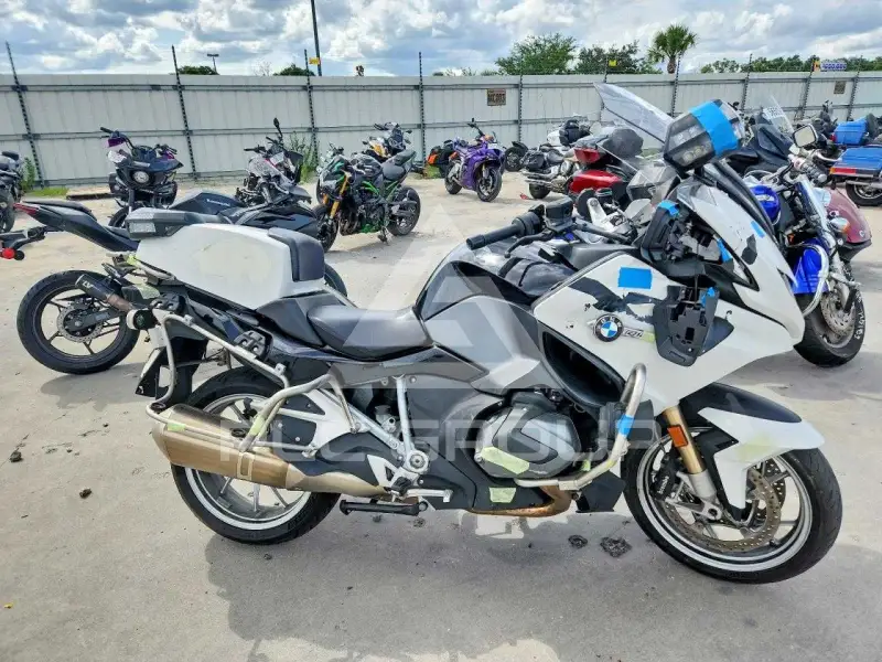 2023 BMW R1250 фото