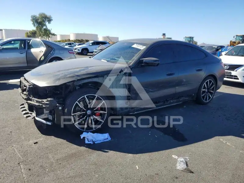 2023 BMW I4 фото