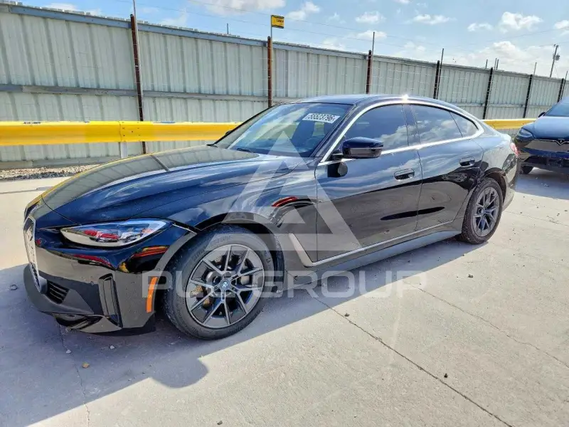 2023 BMW I4 фото