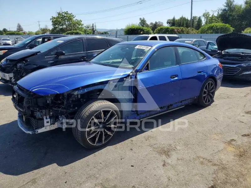 2023 BMW I4 фото