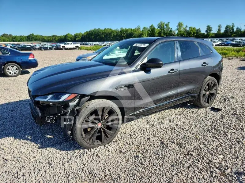 2023 Jaguar F-PACE photo