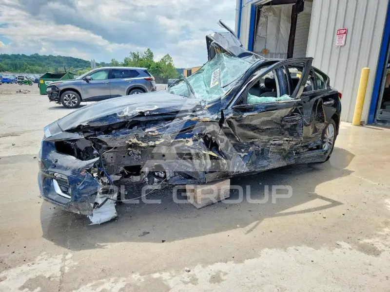 2023 Infinity Q50 photo