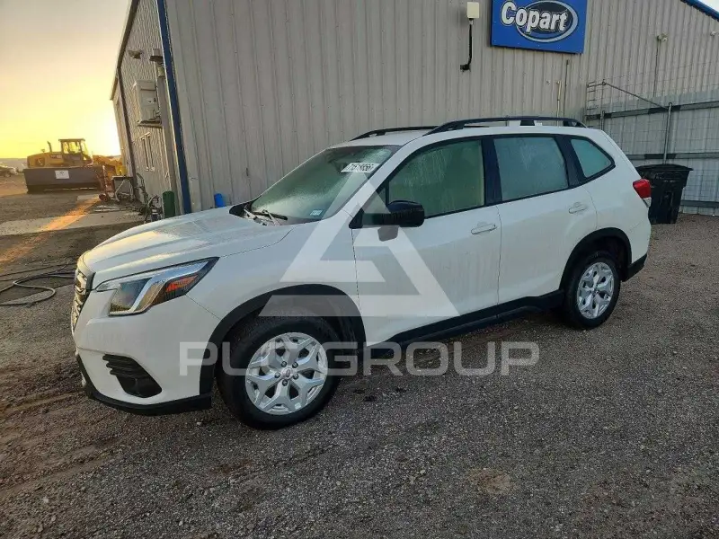 2023 Subaru Forester фото
