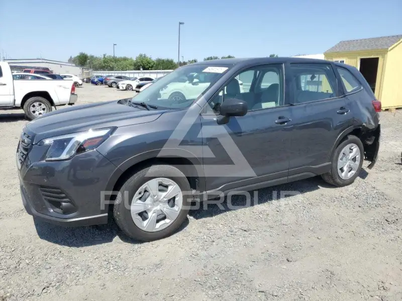 2023 Subaru Forester photo