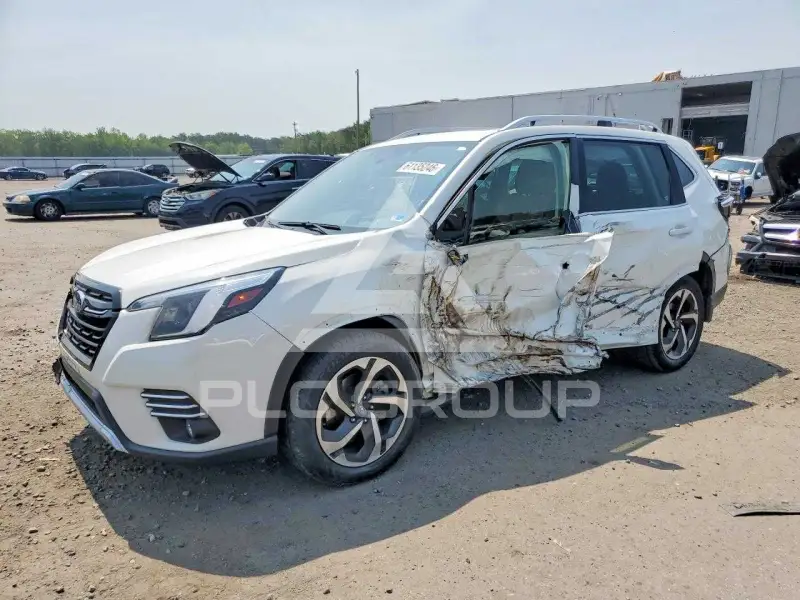 2023 Subaru Forester фото