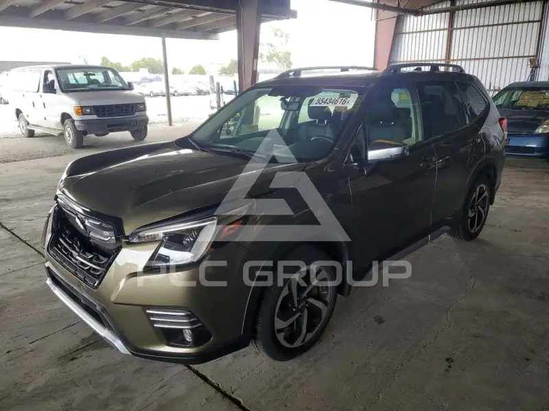 2023 Subaru Forester photo