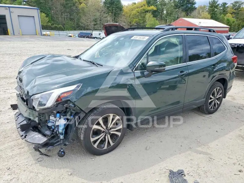 2023 Subaru Forester photo
