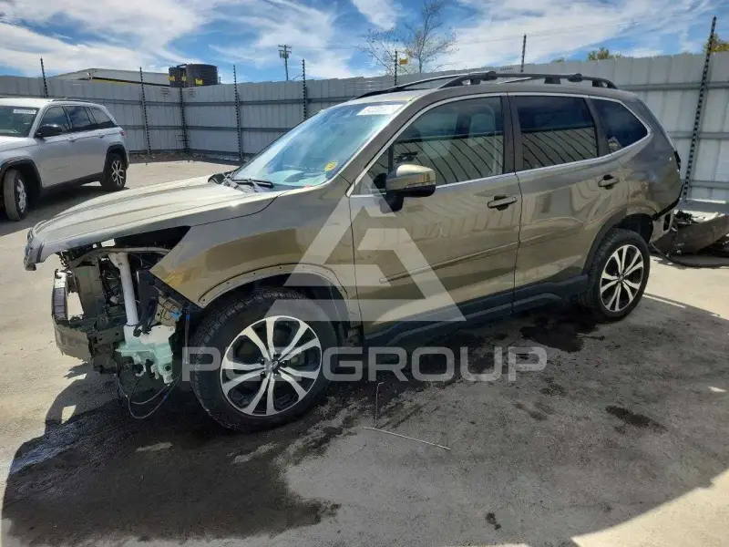 2023 Subaru Forester фото
