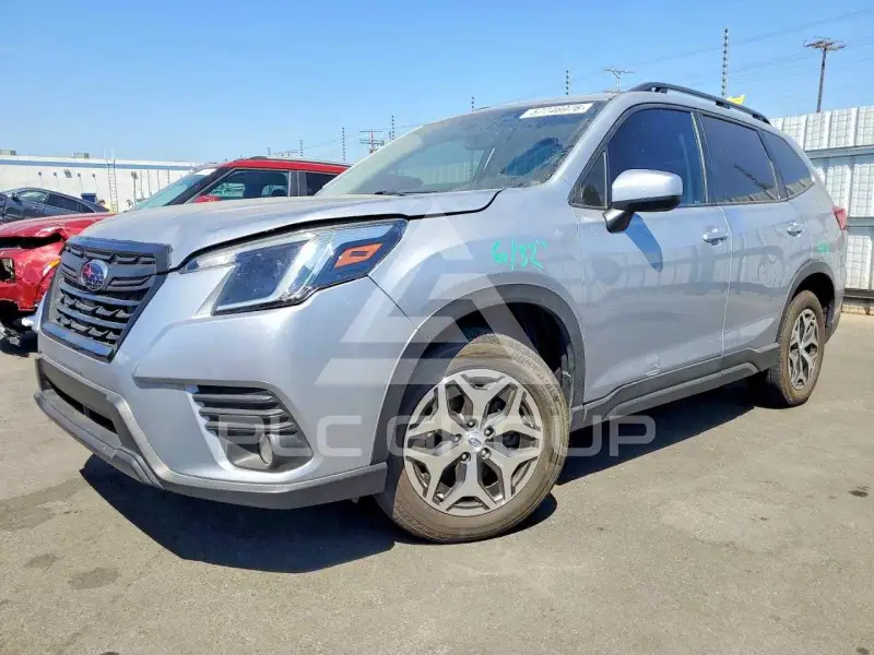 2023 Subaru Forester фото