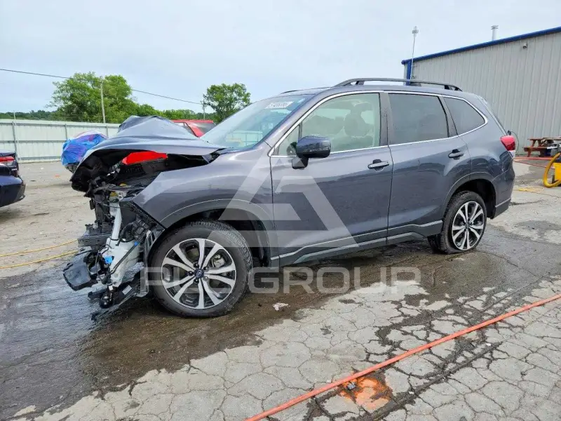 2023 Subaru Forester фото