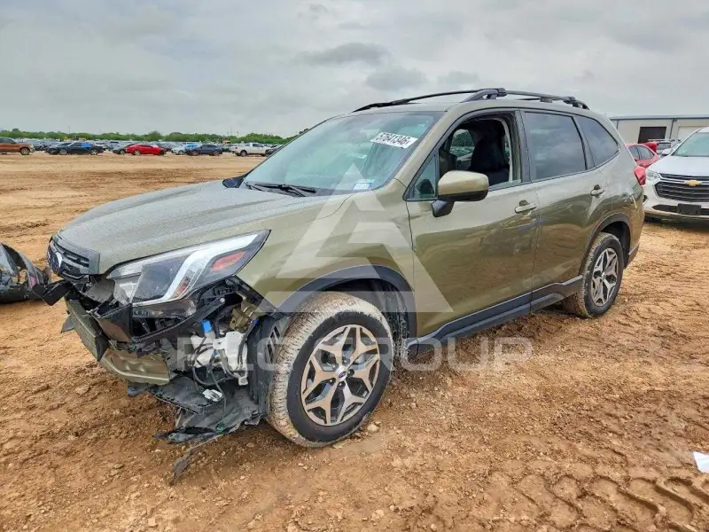 2023 Subaru Forester фото