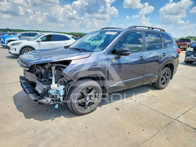 2023 Subaru Forester photo