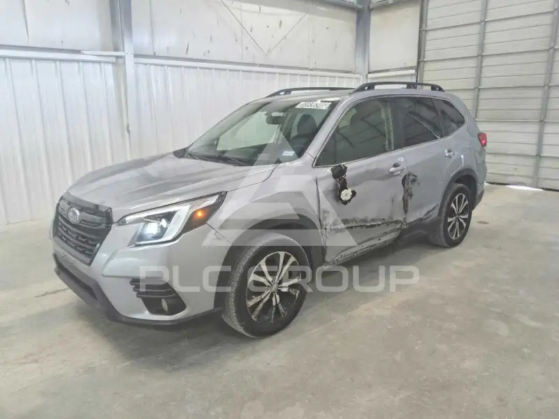 2023 Subaru Forester фото