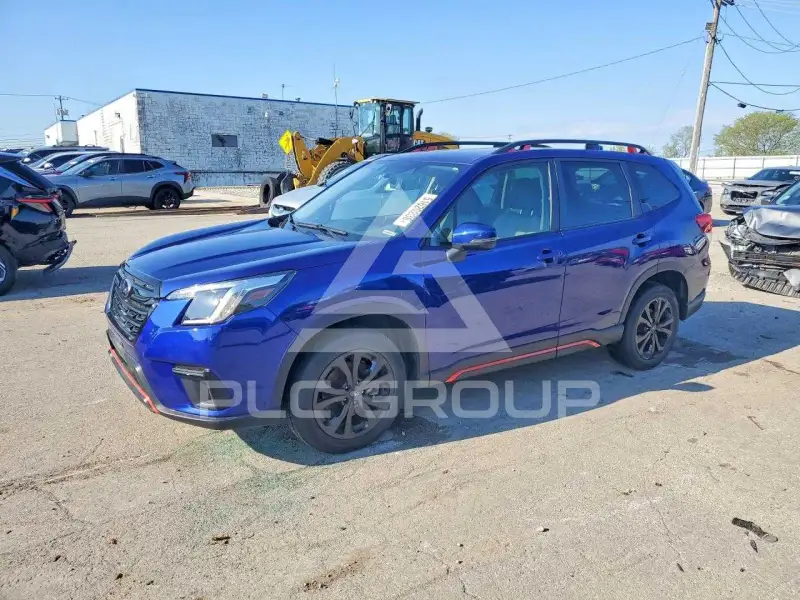 2023 Subaru Forester фото