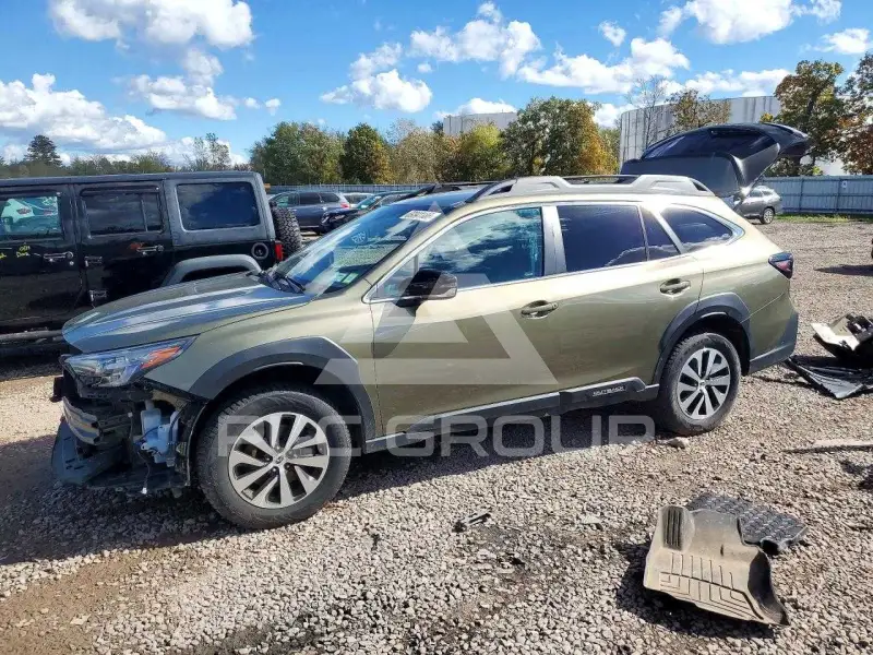 2023 Subaru Outback photo