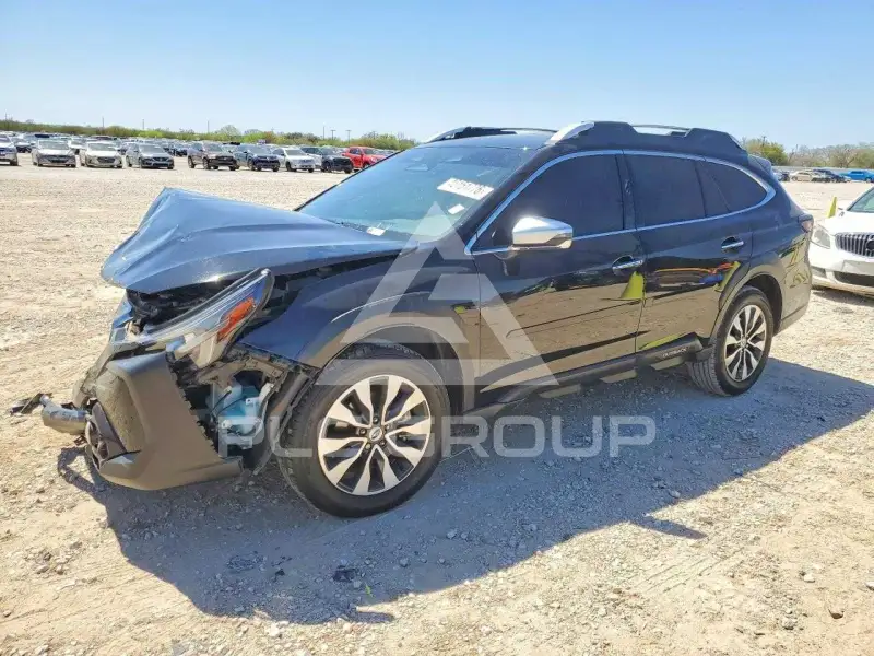 2023 Subaru Outback photo