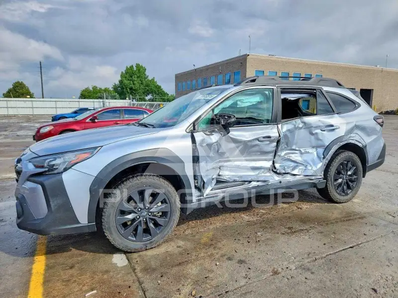 2023 Subaru Outback photo