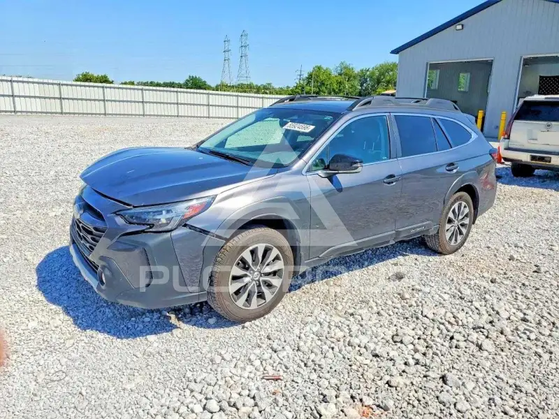 2023 Subaru Outback photo