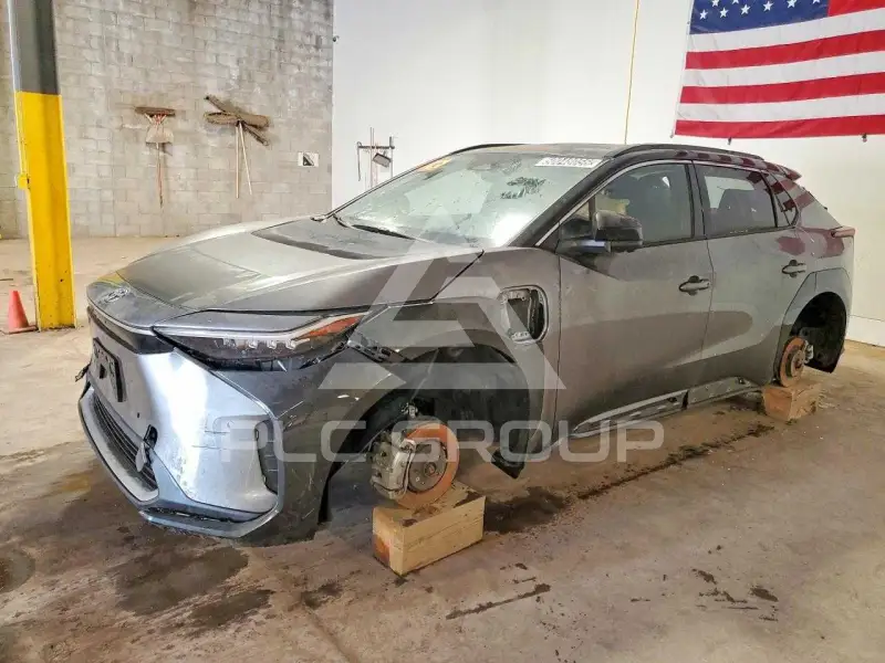 2023 Toyota bZ4X фото