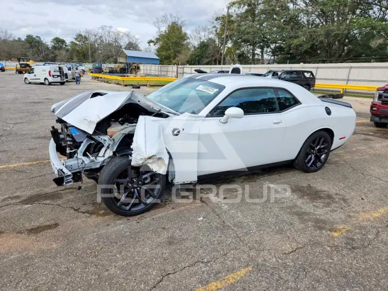 2023 Dodge CHALLENGER photo
