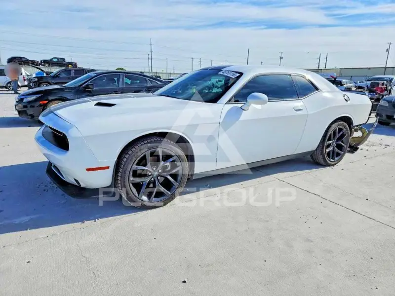 2023 Dodge CHALLENGER photo