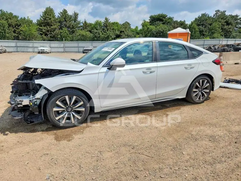 2023 Honda CIVIC фото