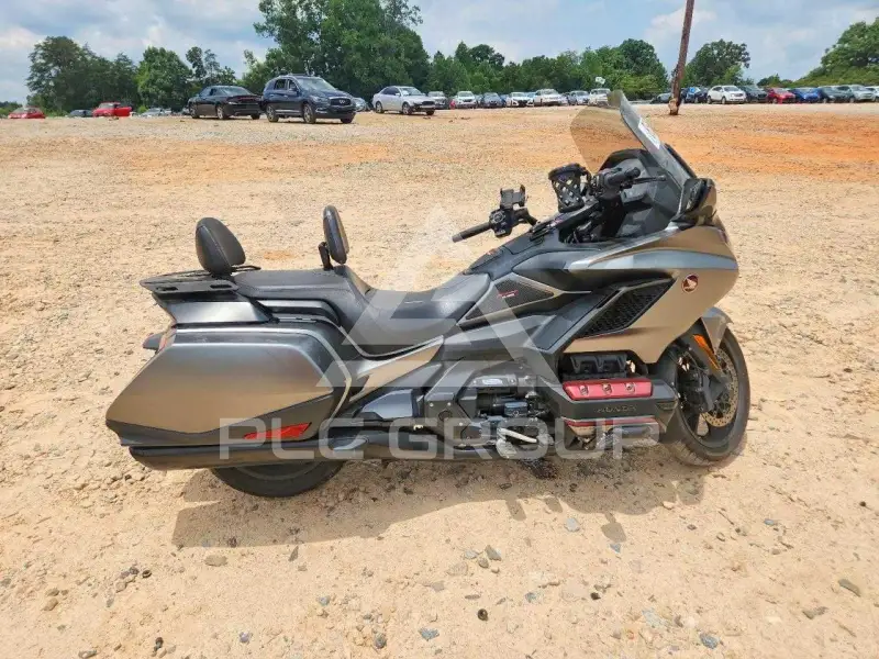 2023 Honda GL фото
