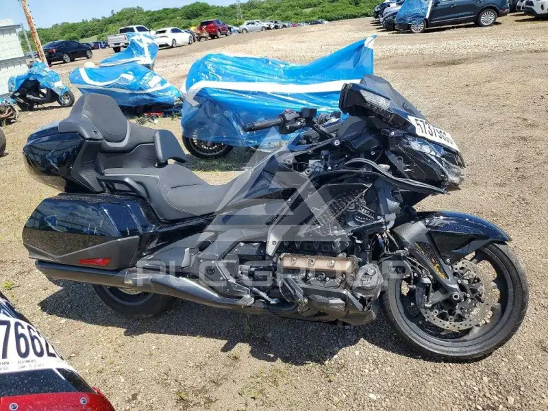 2023 Honda GL фото