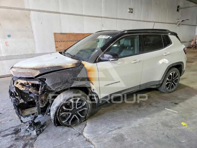 2023 Jeep COMPASS фото