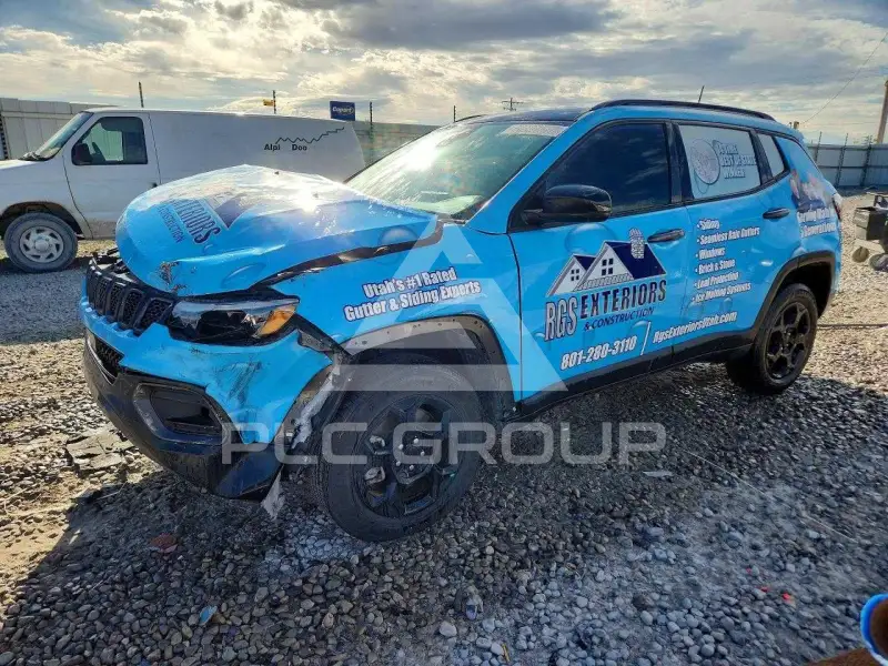2023 Jeep COMPASS фото