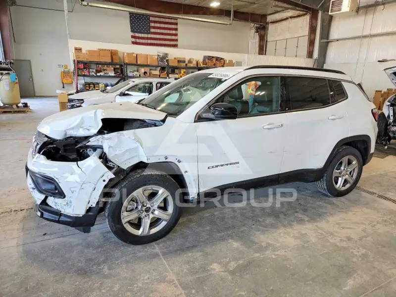 2023 Jeep COMPASS фото