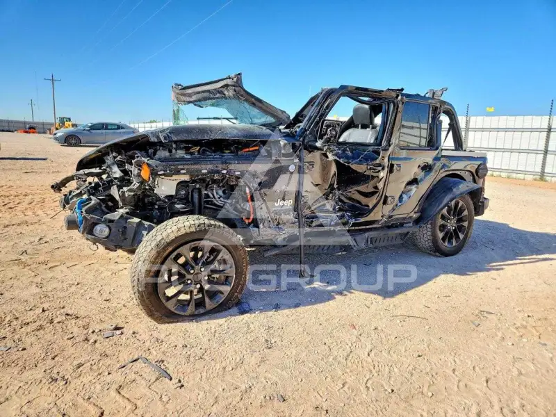 2023 Jeep WRANGLER фото