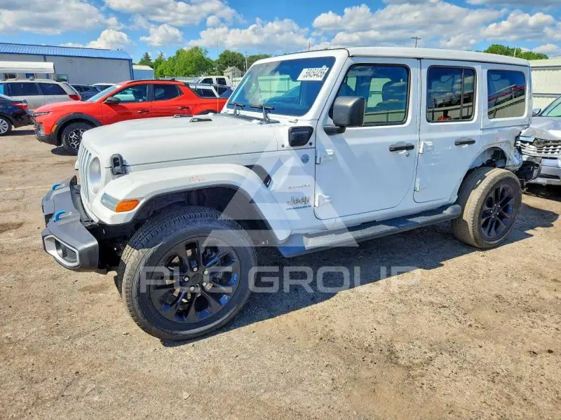 2023 Jeep WRANGLER фото