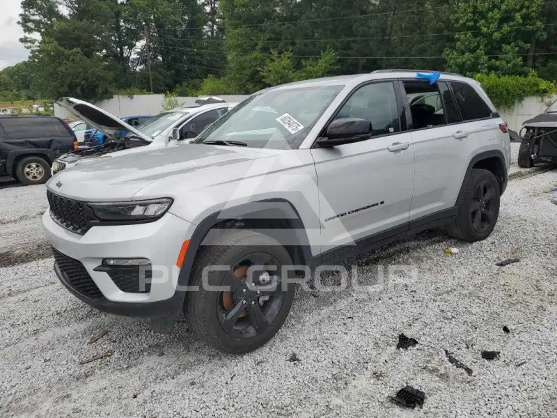 2023 Jeep Grand Cherokee photo