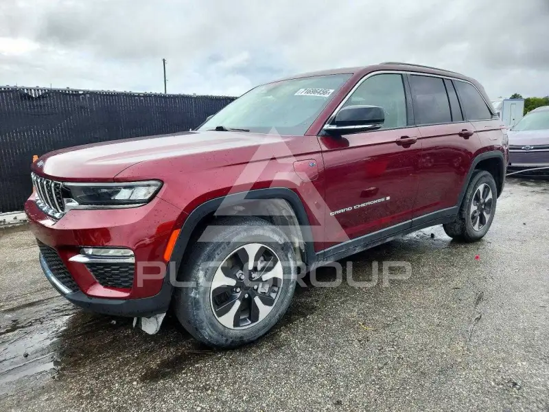 2023 Jeep CHEROKEE фото
