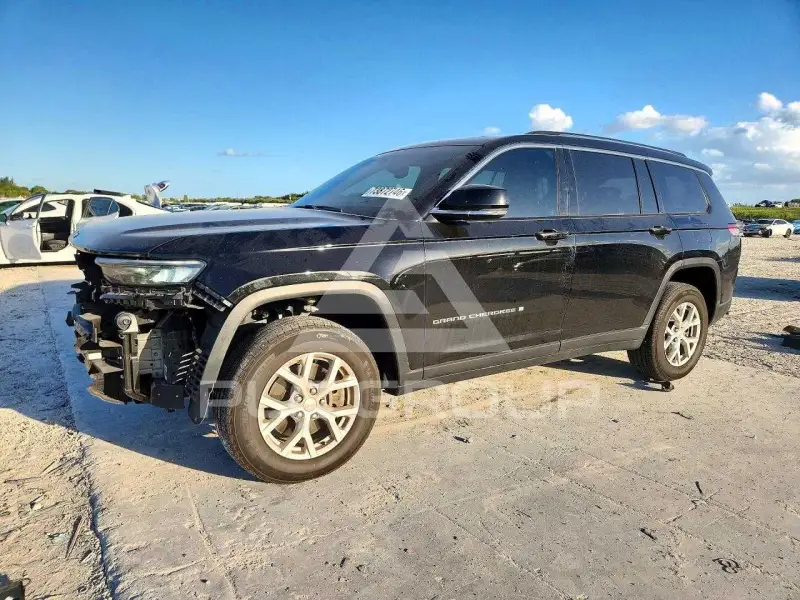 2023 Jeep CHEROKEE фото