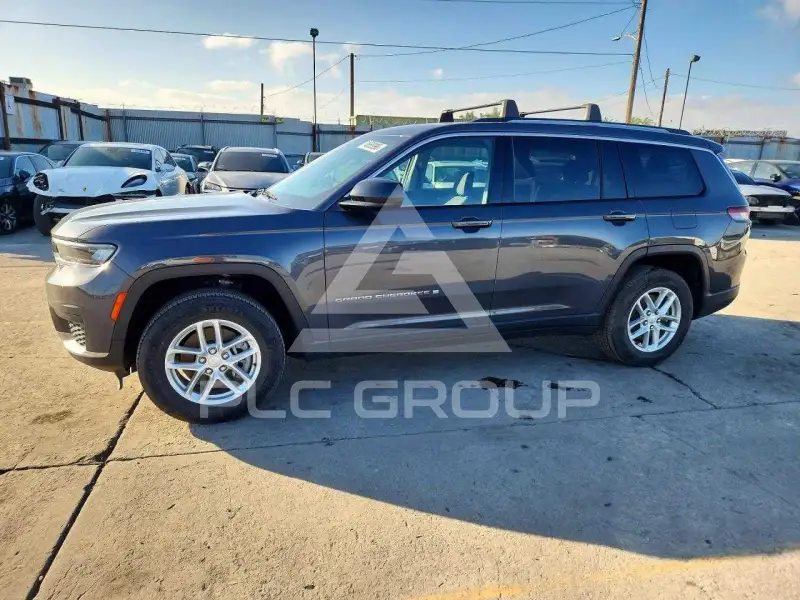 2023 Jeep CHEROKEE фото
