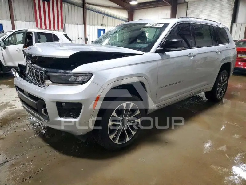 2023 Jeep CHEROKEE фото