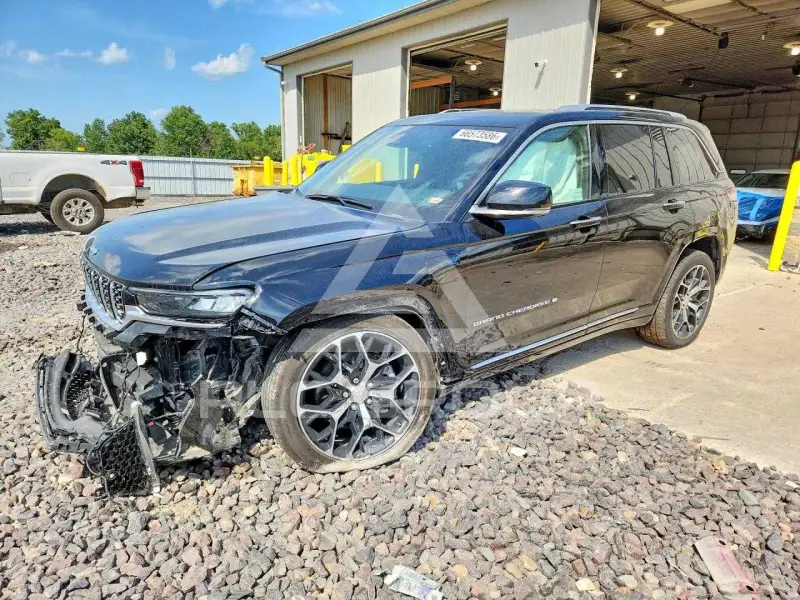 2023 Jeep CHEROKEE фото