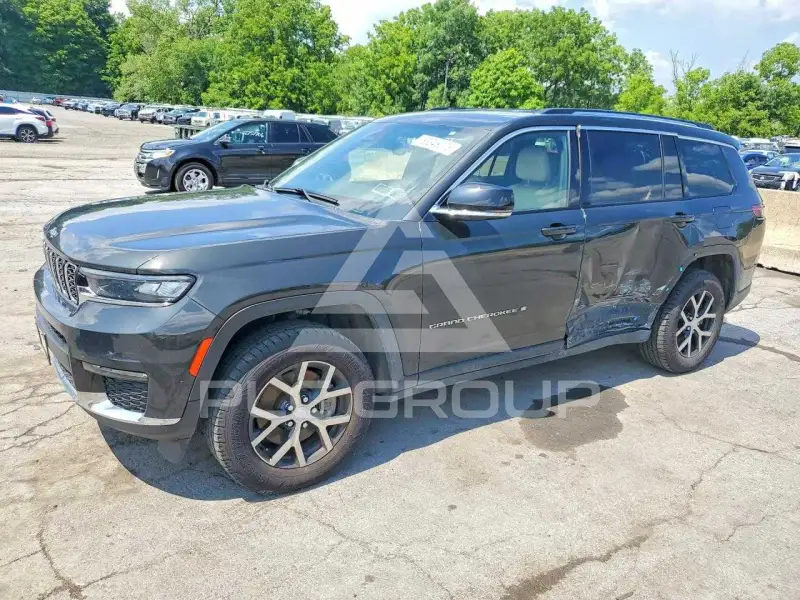 2023 Jeep CHEROKEE photo