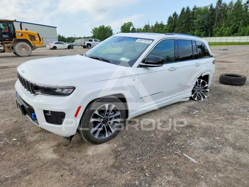 2023 Jeep CHEROKEE photo