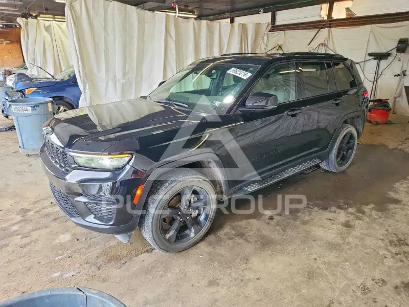 2023 Jeep CHEROKEE photo