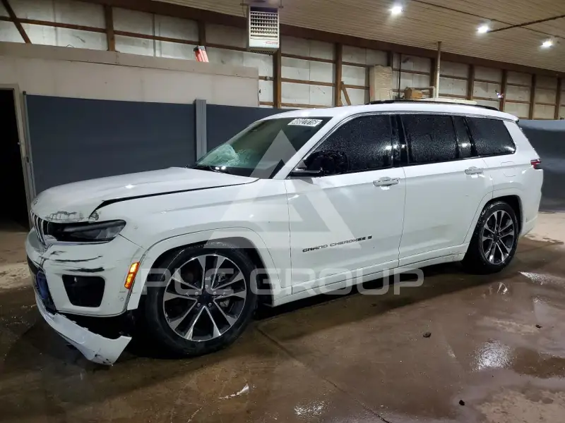 2023 Jeep CHEROKEE фото