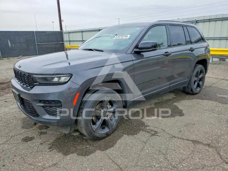 2023 Jeep CHEROKEE photo