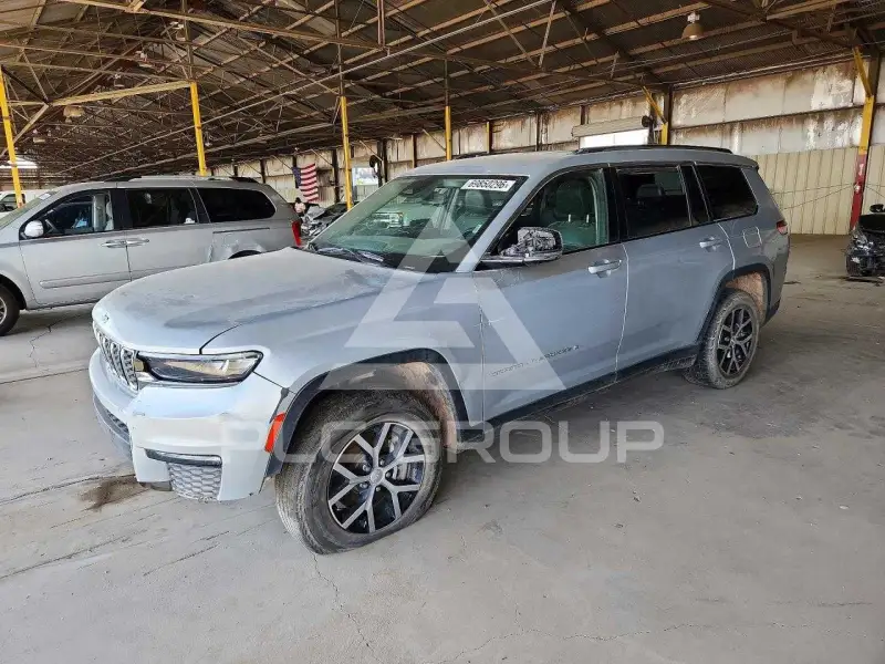 2023 Jeep CHEROKEE фото