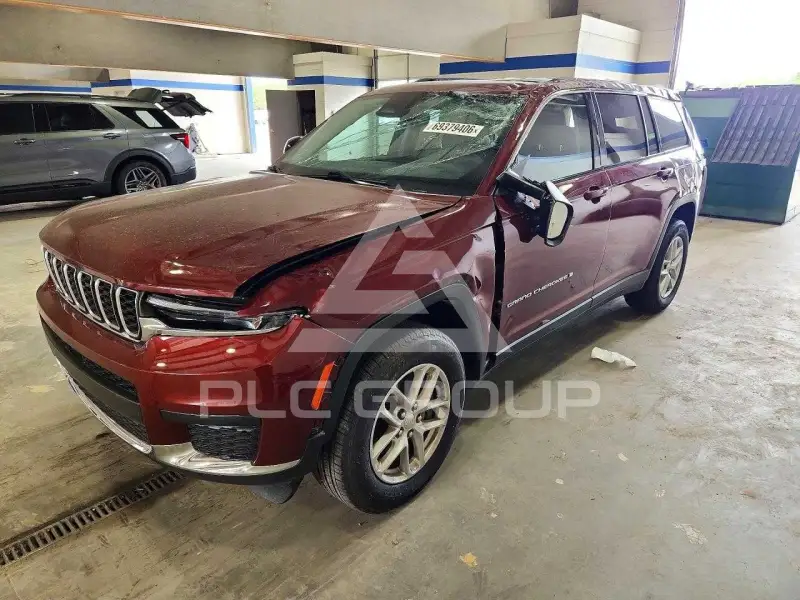 2023 Jeep CHEROKEE фото